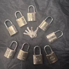 Padlocks on same Key x9