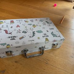 Free arts box