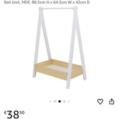 childs clothes rail