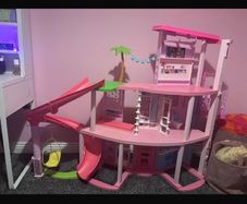 barbie dream house