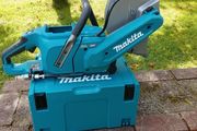 Makita 40v 12 inch consaw 2 batteries &amp; ckarger like new