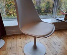 Dining chair