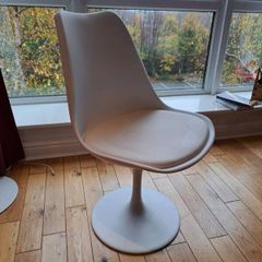 Dining chair
