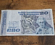 Ireland, 20 Pounds 1984 (LGE) banknote, circulated - registered post included