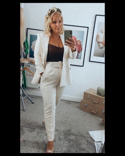 zara suit