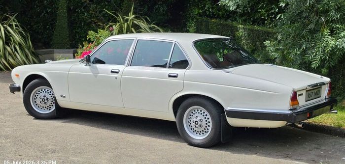 Jaguar XJ 1980 (Perfect wedding car)