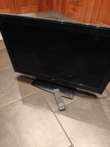 32 inch LG TV