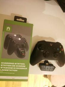 Xbox One Controller, Audio Adapter & Charging Station
