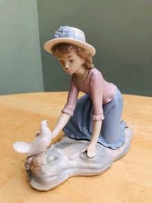 Large NAO By Lladro Figurine
