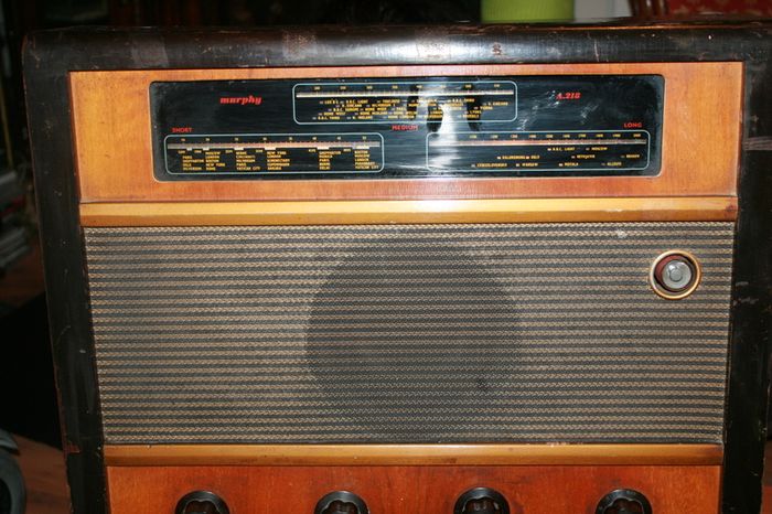 Vintage Murphy Radio  A.218 Works