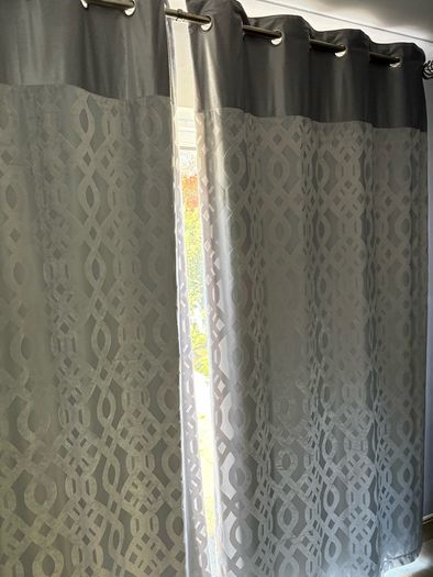 2 x Elegant Grey & Silver Eyelet Curtains