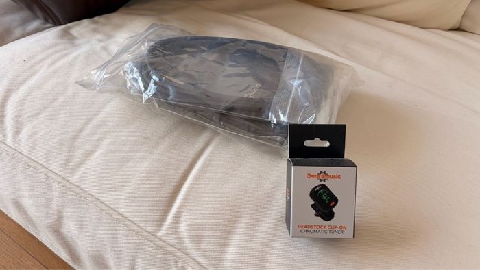 Yamaha F310 Guitar Set