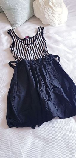 Black & White Mini Dress - Size 10