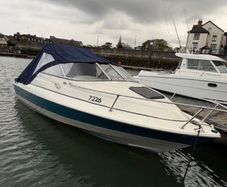 maxum boat