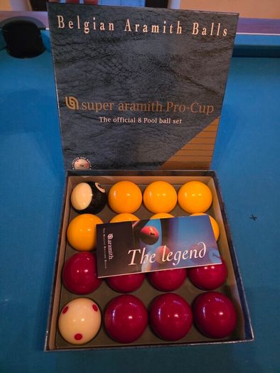 Aramith pool balls