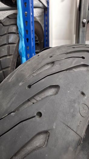 Michelin Road 5 180/55/17