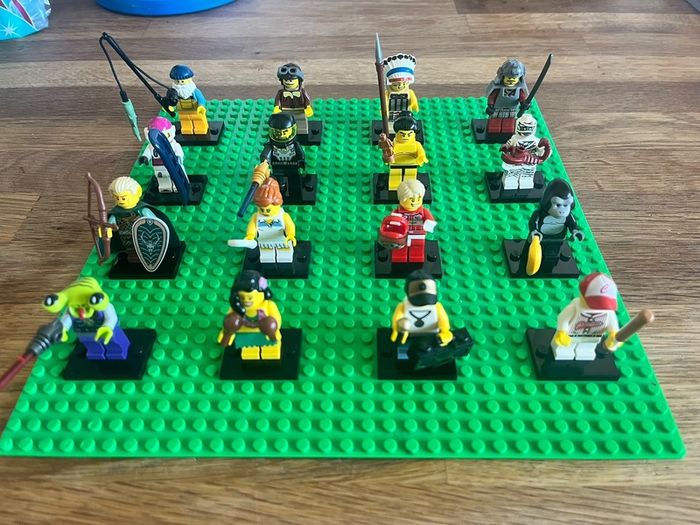 Premium LEGO Collectible Minifigure Master Collection (Series 1-11 + Team GB Olympics)