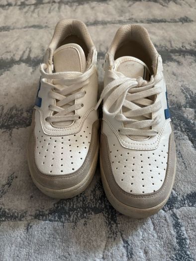 Flamingo life retro sneakers UK 4