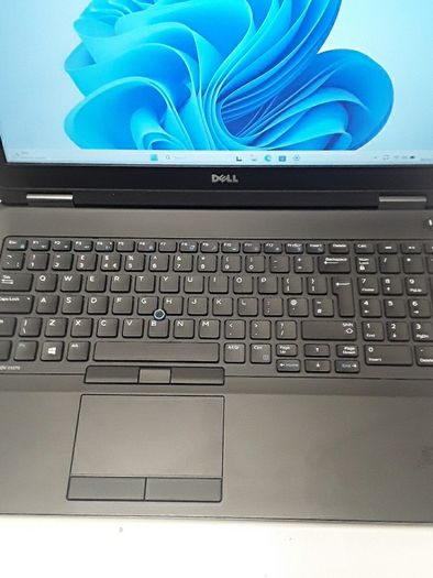 Dell Latitude E5570 | Intel Core i5-6200U | 16GB RAM | 256GB SSD | 15.6 Laptop
