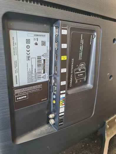 Samsung 32" Full HD Smart TV  UE32K5570