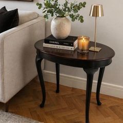 End table / hall table
