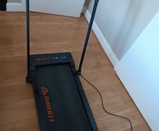 Foldable treadmill