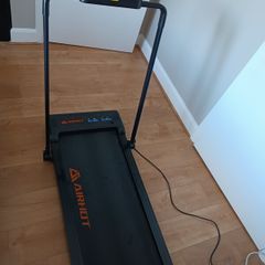 Foldable treadmill