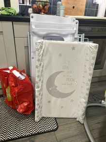 Babylo Changing Unit & Baby Bath