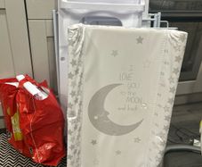 Babylo Changing Unit & Baby Bath
