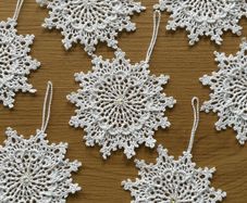 Beautiful 7 crochet snowflakes