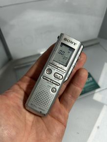 Vintage Sony ICDB100 digital voice recorder