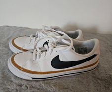 Nike boy
