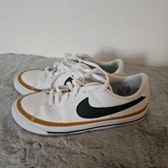 Nike boy