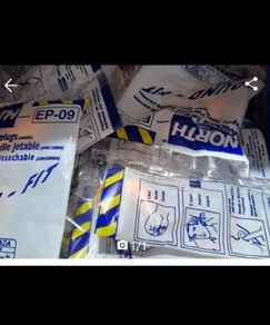 earplugs