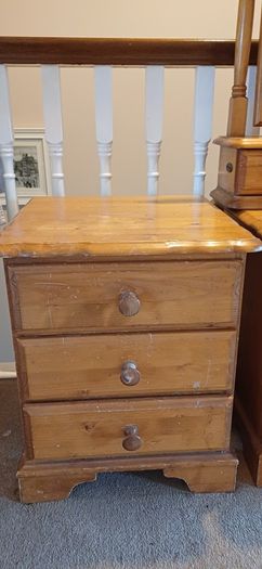 Solid Wood Bedside Lockers & Mirror Vanity