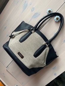 Womans London Fog Elegant Shoulder Bag Handbag In black & ivory