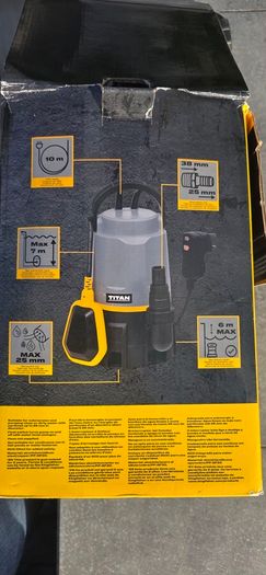 Submersible pump