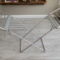 Electric clothes horse
