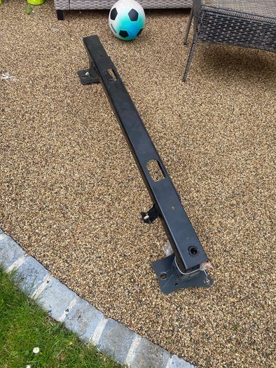 Berlingo rear crash support bar