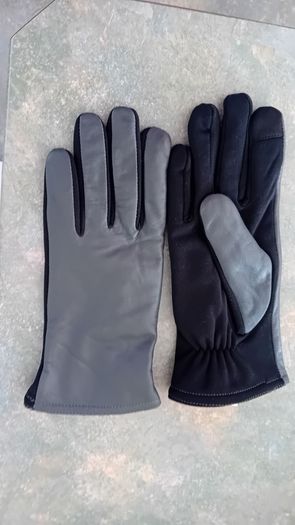 Ladies leather gloves size large