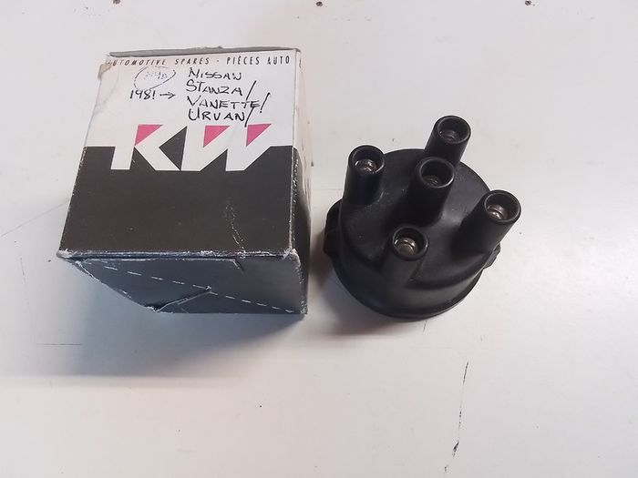 Nissan Distributor Cap.
