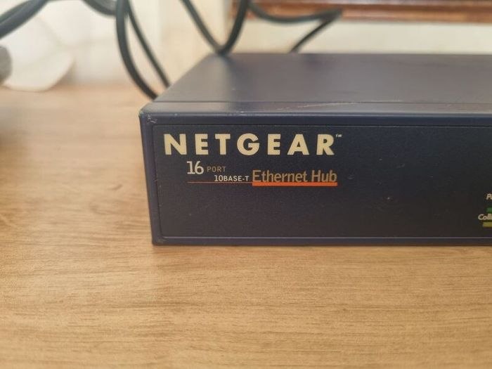Netgear DS516 10/100Mbps 16 Port