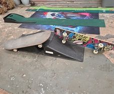Skateboard Ramp with 2 x skateboards