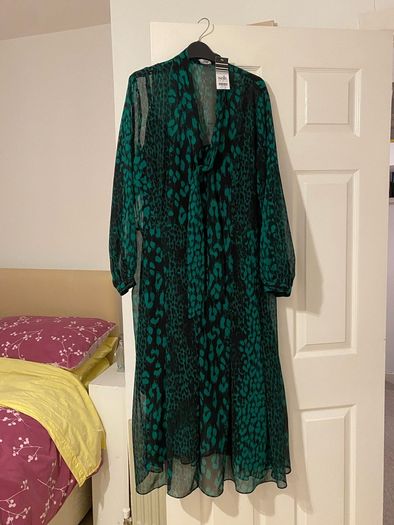 dress Wallis new fabulous dress size 18 was Seventy Seven