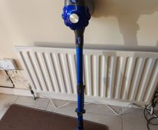 Akitas V8 3-in-1 Cordless Vacuum Cleaner with EU Plug, Handheld & Upright, Lightweight, 22.2V 150W Rechargeable Lithium Battery, for Floors, Carpets & Pet Hair