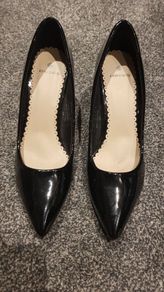 PIECES Black Patent Heels - Size 4