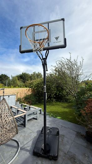 10 foot basketball hoop