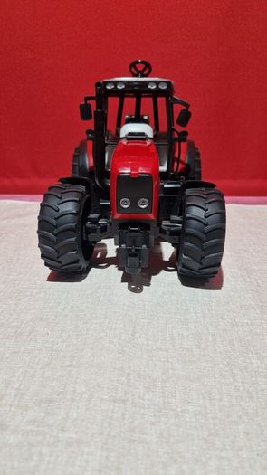 Bruder 1:16 scale Massey Ferguson 7480 tractor