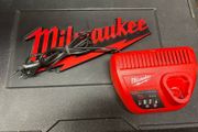 Milwaukee Battery charger M12