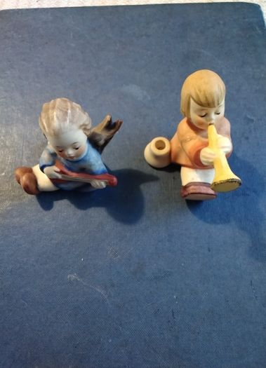 Two  Hummel   Figures